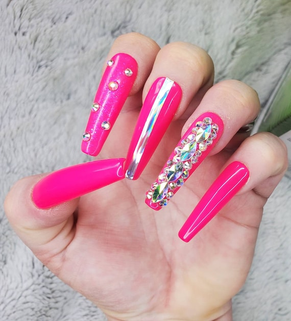 L97 Press on Nails 24Pcs long Reusable Waterproof coffin hot pink