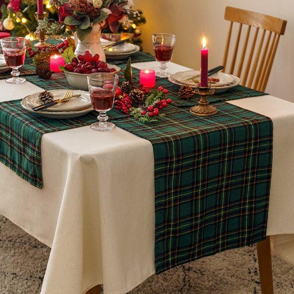 Darroch (Gourock) Tartan Crest Table Runner - Cotton table runner