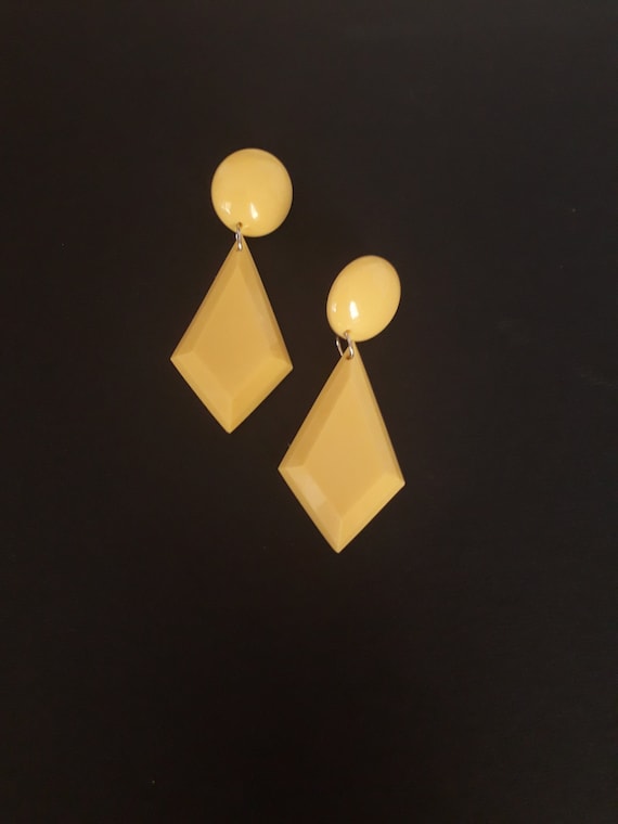 Vintage resin earrings Small model Ivory