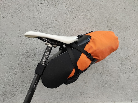 サドルハーネス | ドライバッグ 13L | 防水 | バイクパッキング