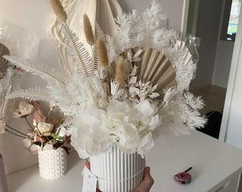Neutral Dried Flower Potted Arrangement
