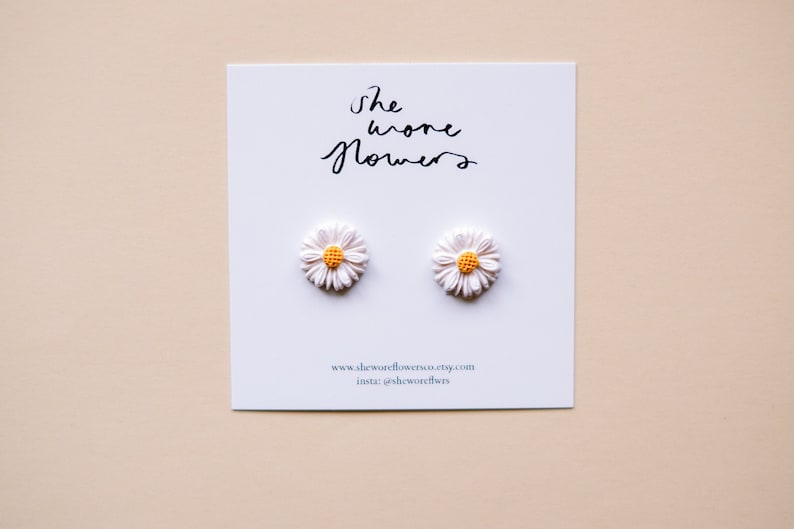Tiny Dainty Daisy Studs • ALL NEW COLOURS • Handmade Polymer Clay Jewellery • Minimalist Flower Earrings • Gift for her • Feminine Style 