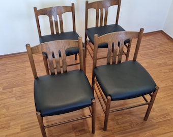 Set of 4 Scandinavian Mid Century Dining Chairs, Denmark 60s