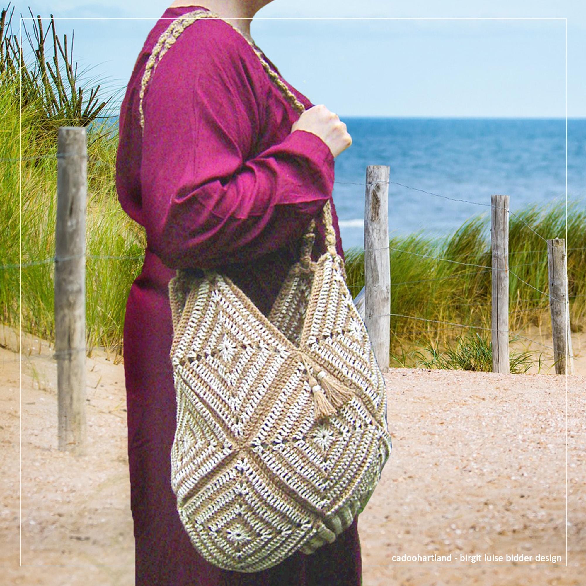 30 Crochet Hemp Projects: Organic, Stylish, and Beautiful Ideas for the Home, Wardrobe... 19 Hemp Granny Square Shopper Bag Pattern