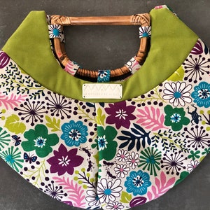 Retro Bamboo Handle Bag, Vegan Bag, Flowers Bag, Design Bag, Vintage Handbag, Boho Handbag, Vintage Bag, Unique Gift, Japanese Fabric, Bag