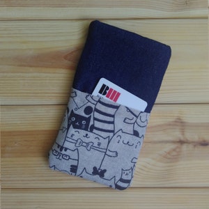 iPhone Xs / Xs Max / Xr / 12 / 8 / X / 7 / 7 Plus /Se/ 6/ 6 Plus / 5 Funda Móvil Tela Gatos y Vaquero Botón bild 4