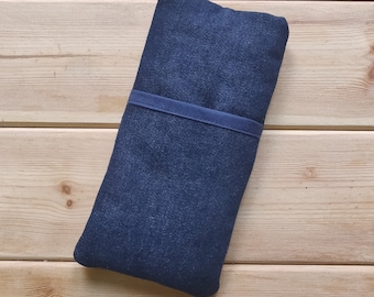 Capa para Samsung Galaxy S23 / S22 / S20 / S10+ / S9 / S8+ / S8 Plus / Note 20 / A52s 5G, em tecido azul jeans com botões.