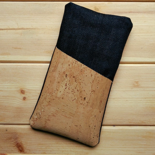 Iphone 14 / 13 / Xr / 12 / 11 / 8 / X  / 7 / 7 Plus /Se /  6 / 6 Plus /  CASE Cover Cork FABRIC Black Denim button