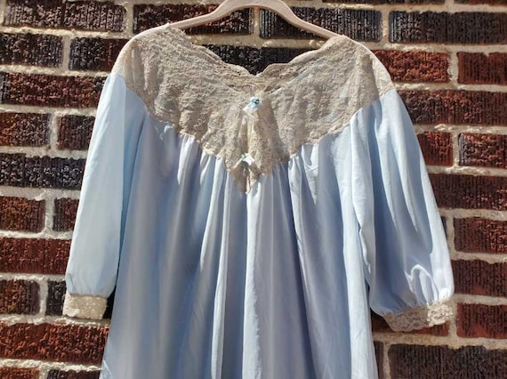 Women's vintage M 60s Aristocraft sheer blue nylo… - image 1