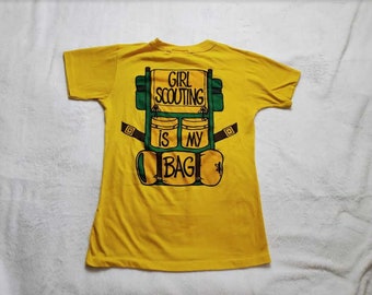 Women's XS/S Vintage 80s Girl Scouts Scouting is my Bag t-shirt