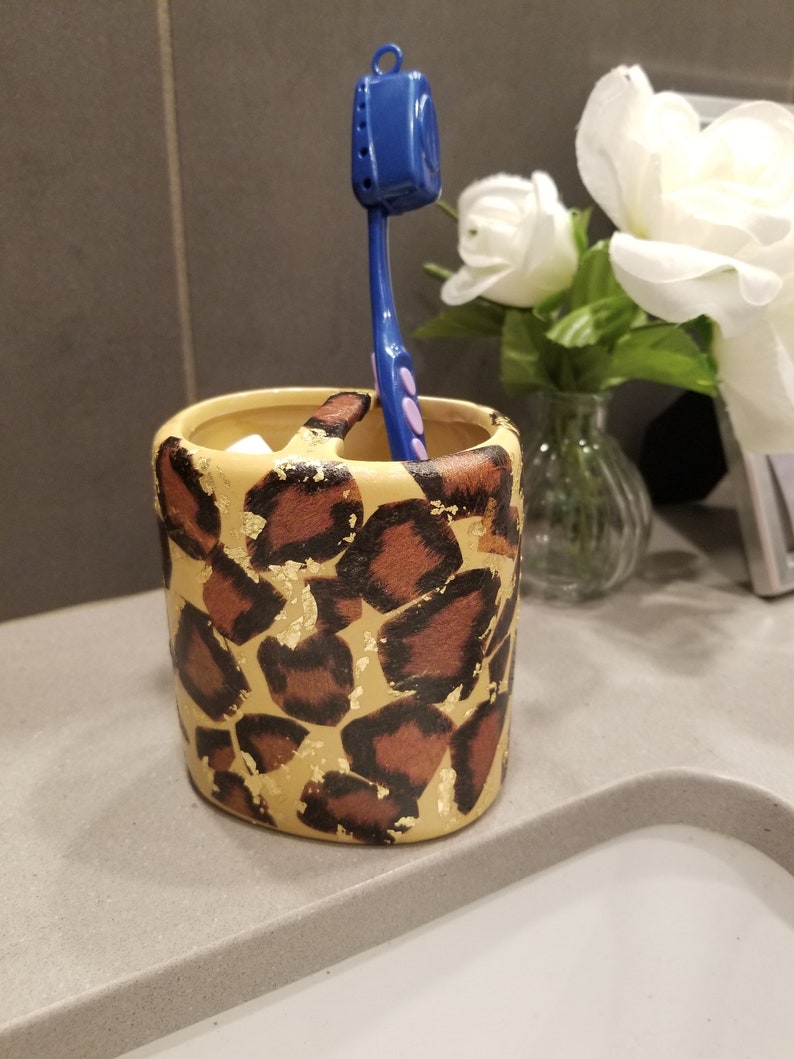 Safari Animals Love Gold Flake Toothbrush Holder