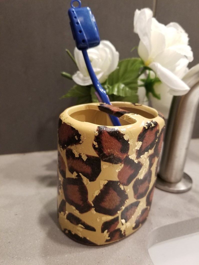 Safari Animals Love Gold Flake Toothbrush Holder