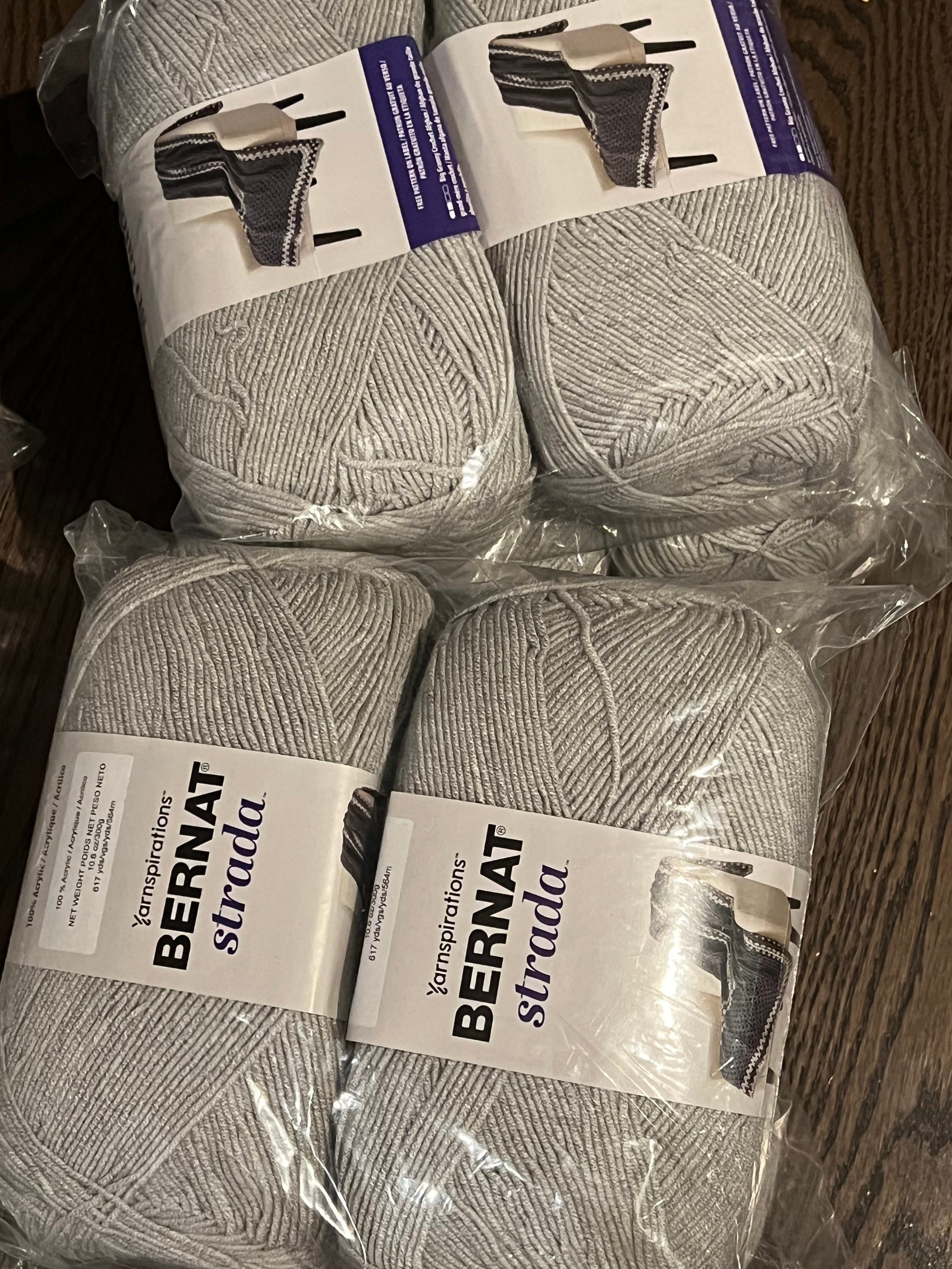 Bernat Bundle up Yarn Small 4.9oz Size/267 Yds 4 Worsted -  Norway