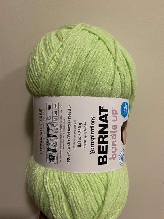 Bernat Bundle up Yarn, Color Lavender, 478 Yards, Big Bundle