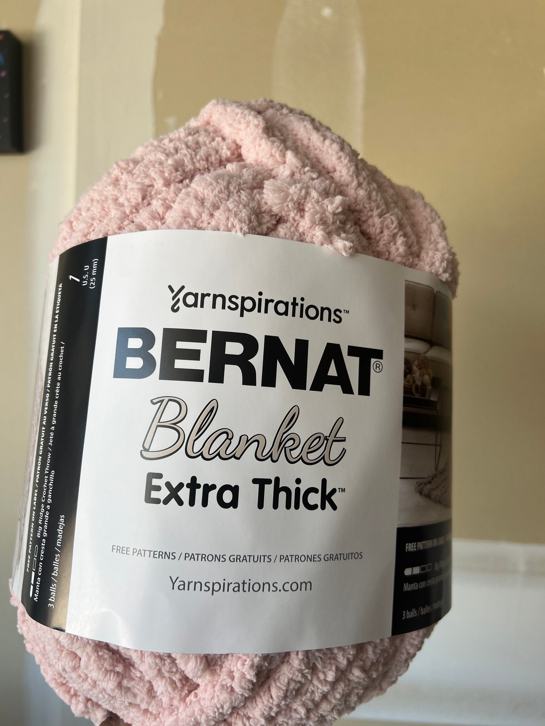 Bernat Blanket Extra Thick -  Israel