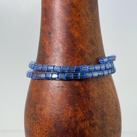Memory wire wrap bracelet with blue square 4mm beads