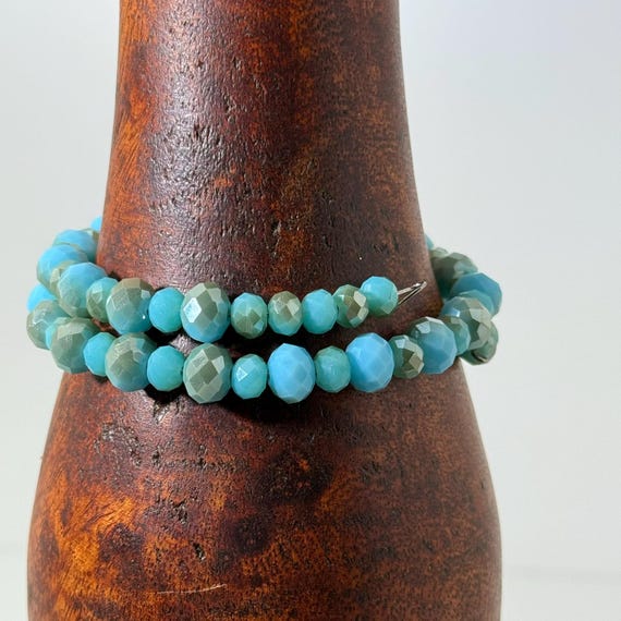 Memory wire wrap bracelet with blue 6mm 8mm mix beads