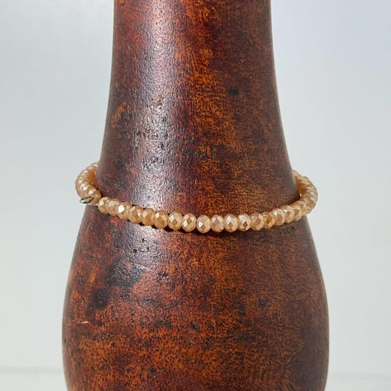 Memory wire wrap bracelet with 4mm peach beads