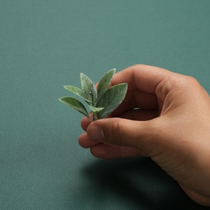 6/150PCS Artificial Greenery /Dusty Frosty Mini Plant For DIY Bouquets Cake Topper Dessert Crown Decor Filler Fake Grass