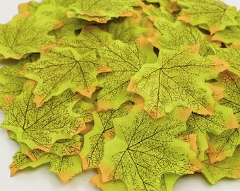 Green Artificial Maple Leaves 200-2000Pcs Fall Maple Leaf Lifelike Looking Silk Autumn Leaf for Weddings Thanksgiving Table Decor