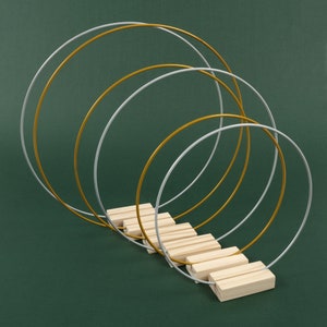 1 pièces, 3 tailles, créoles en or, pièce maîtresse de mariage pour tables, couronnes en métal, centres de table, anneaux en couronne en métal, avec porte-cartes de mariage