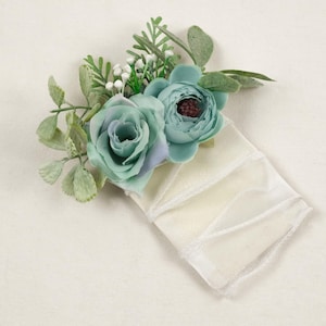 Blue Flowers Pocket corsage W/Greenery Pocket boutonnières Boho flower Corsage for groom Flower corsage Wedding Pocket Square with Floral