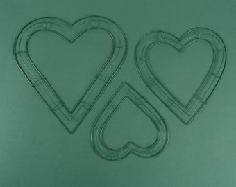 3Size Metal Ring Green Heart Shape for Holiday Home Decor 1PCS Wire Wreath Frame Round Metal Christmas Wreath for Front Door Decor Base