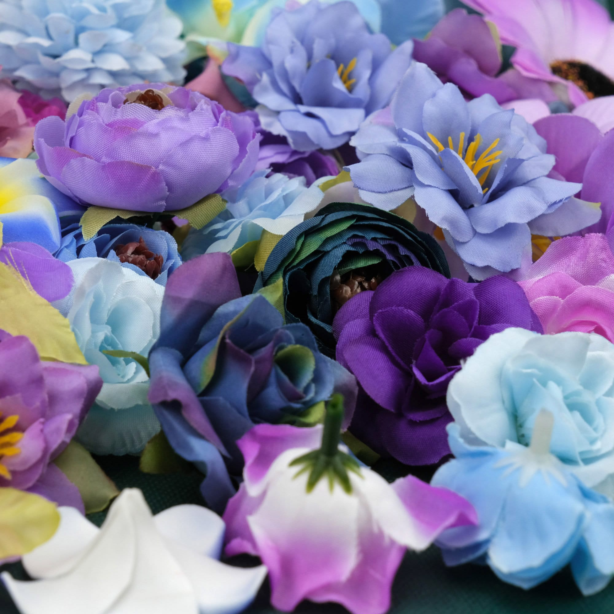 20 Fiori Finti Assortiti In Seta - Teste Di Rose E Margherite 2-4 Cm Per Fai Da Te, Decorazioni Torte, Centrotavola, Artigianato