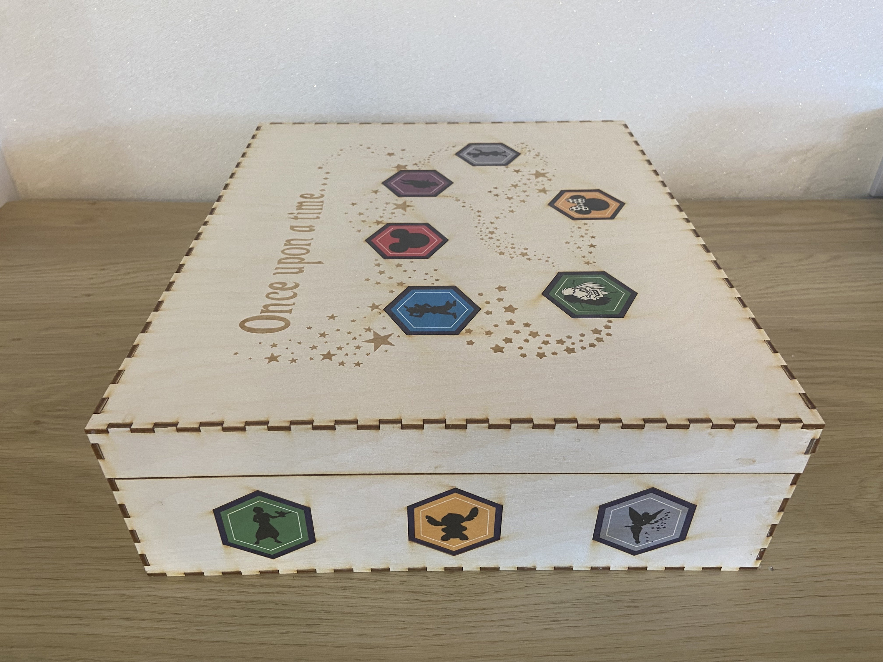 lorcana card storage box Lorcana: Reign of Jafar Deck Tinker Bell Uncover the Mysteries of Archazias Island Disney Lorcana Card Storage Box