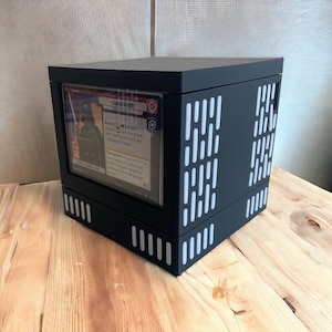 Fichier stl de boîte de pont compatible Star Wars Unlimited. Diverses options, y compris un plateau à jetons. 1 version à manchon à pression.