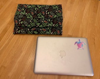 Double Quilted Laptop Computer Sleeve Black and Green Winter  Floral Print