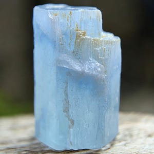 natural beautiful shigar mine blue aquamarine  crystal 8.60ct