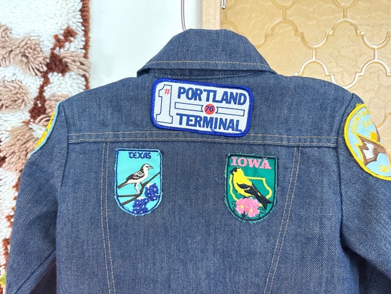 Vintage 70s Kids Denim Trucker Jacket w/ 10 Patch… - image 5