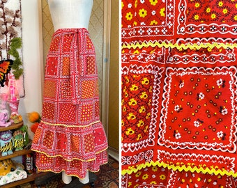 Vintage 70s Patchwork Bandana Print Ric Rac Trim Ruffle Hem Tiered Maxi Skirt sz M