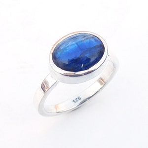 Kyanite Ring, Blue Kyanite Ring, Kyanite Gemstone Ring, Blue Stone Ring, Birthstone Kyanite Ring, Western Trendy Ring, Gift Rings-U064