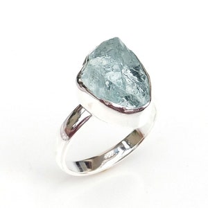 Raw Aquamarine Ring, Birthstone Aquamarine Ring, 925 Sterling Silver Aquamarine Ring, Raw Gemstone Jewelry, Gemstone Ring, Silver Rings-U023