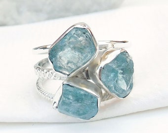 Roher Aquamarin-Ring: Stapelbarer Sterlingsilber-Steinring