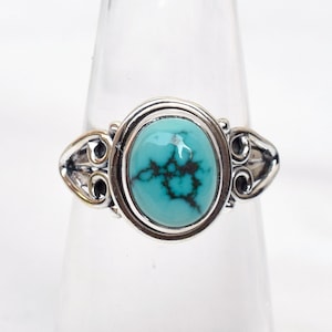Handmade Tibet Turquoise Ring: Oval Cab Stone, 925 Sterling Silver