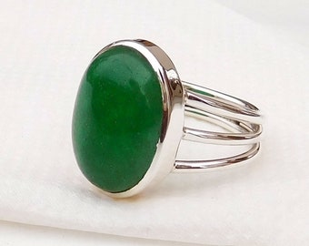Handmade Sterling Silver Green Jade Ring (13x18 mm)