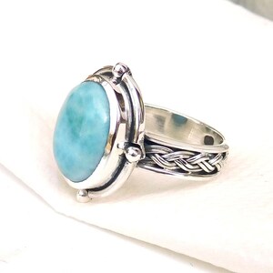 Anillo de larimar, anillo de larimar en plata de ley 925, anillo único hecho a mano, anillo de larimar azul, anillo de pectolita, larimar de República Dominicana-U254