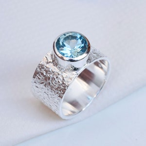 Natural Blue Topaz Ring, 925 Sterling Silver Blue Topaz gemstone Ring, Texture band Ring, Fine silver Handmade Ring, Statement Ring