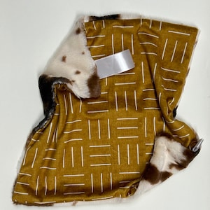 Western mustard mudcloth minky lovey, faux fur lovey, security blanket, baby girl lovey, baby boy lovey, cow, farm, aztec