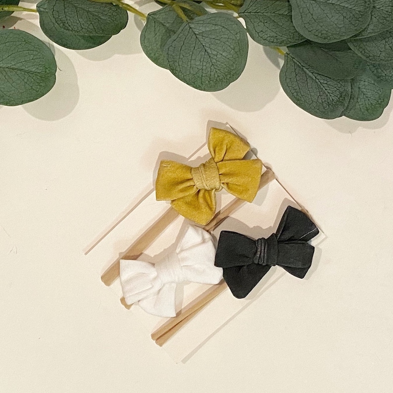 Set of 3 nylon headbands assorted bows and patterns