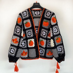 crochet halloween cardigan, halloween gift,witch hat,witch,granny square cardigan,knitted halloween,crochet pumpkin,vintagestyle, xmas gift,
