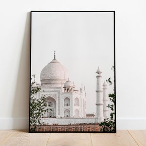 Taj Mahal Print, Neutral Indian Wall Decor, India Travel Art, Living Room Decor, Digital Download Poster, Boho Wall Art