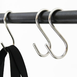 Ganci a S fatti a mano ganci appendiabiti in acciaio inossidabile ganci appendiabiti ganci da cucina bagno camera dei bambini attrezzature per negozi per ufficio forniture alberghiere rame ottone