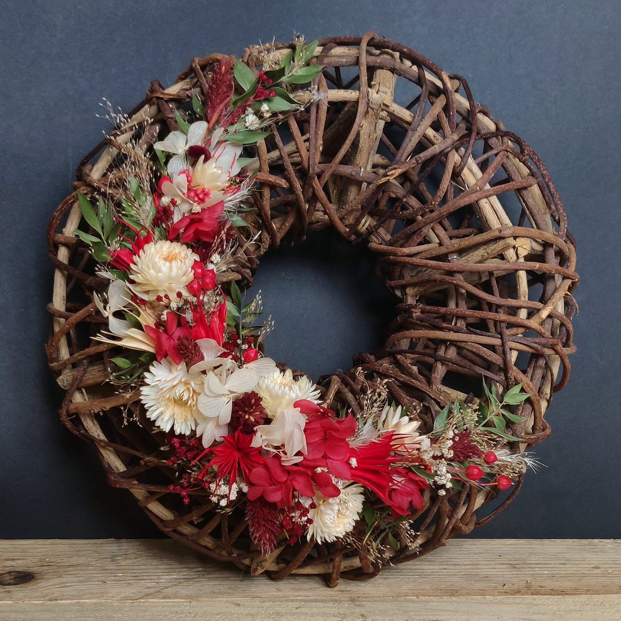 Ring Of Wood & Dried Flowers & Preserved Flowers