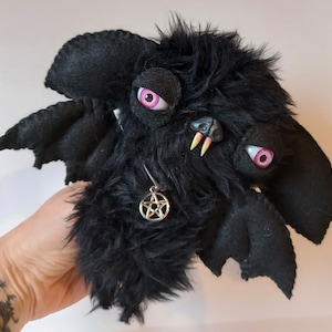 Floofy Baby Bat