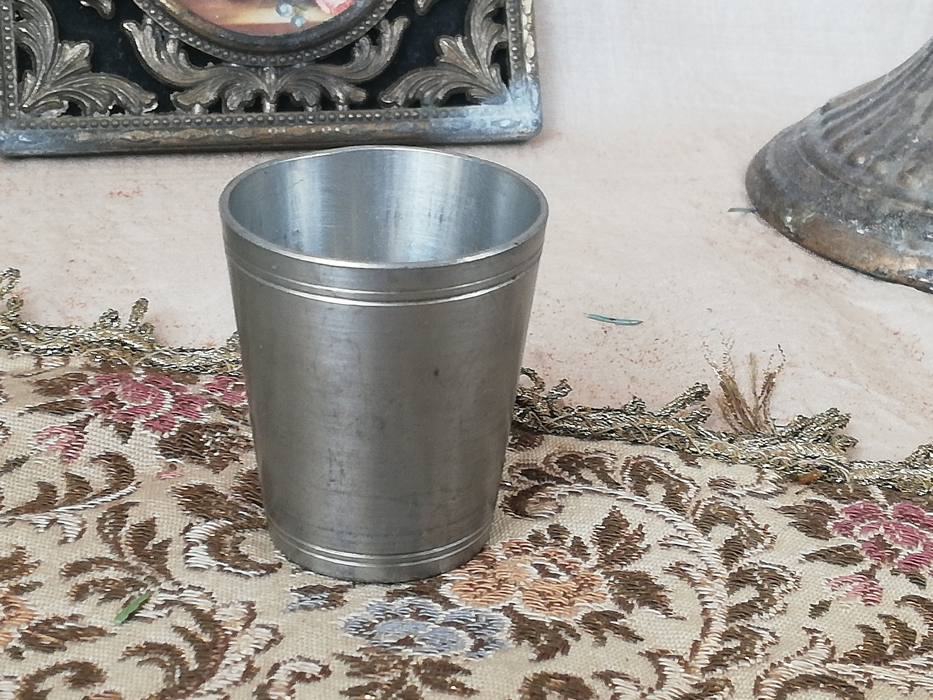 690g 錫製 英国ダンヒル ピューター ジョッキ クラウン＆ローズ刻印 Pewter mug - Etsy 日本