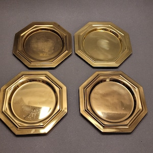 Set di 4 sottobicchieri ottagonali in ottone vintage - Sottobicchieri per bevande color oro lucido, stoviglie moderne di metà secolo, arredamento retrò per la casa